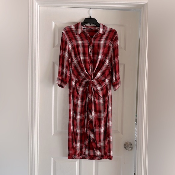 Cozy and classic plaid asymmetrical dress by Zara - Picture 3 of 3